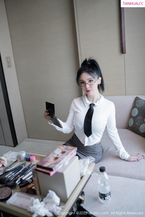 潘娇娇 潘娇娇 [XiuRen]高清写真图 2022.11.15 No.5856 潘娇娇 黑丝美臀第9张图片